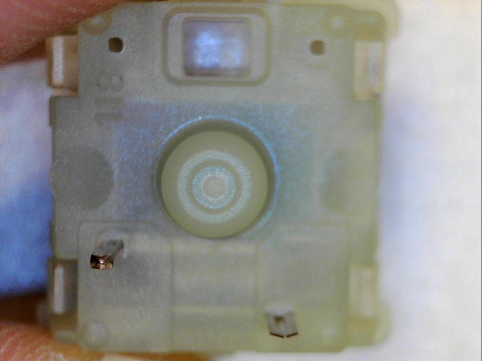 Dessous d'un switch Cherry MX switches