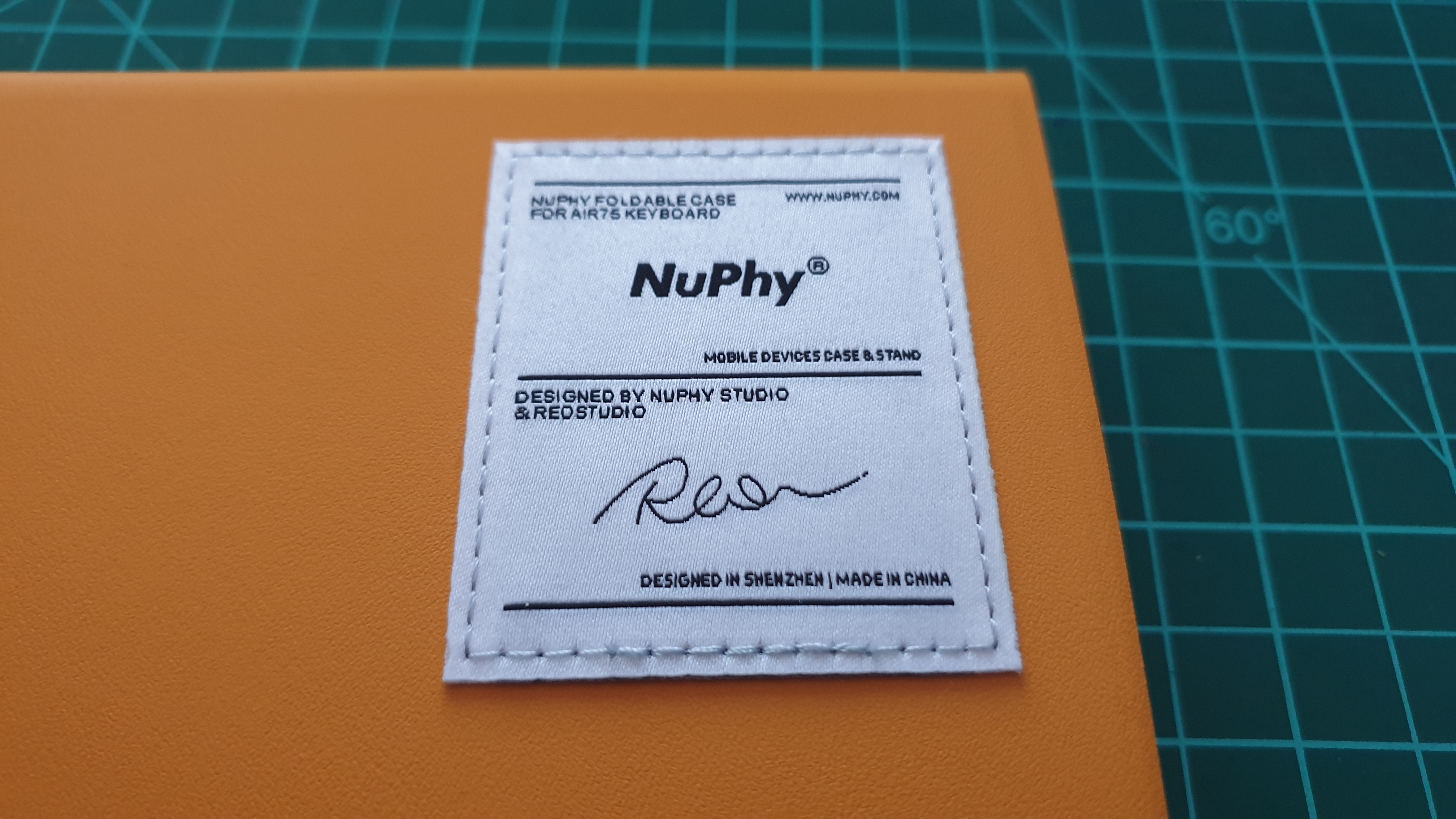 NuPhy Air75 leather case