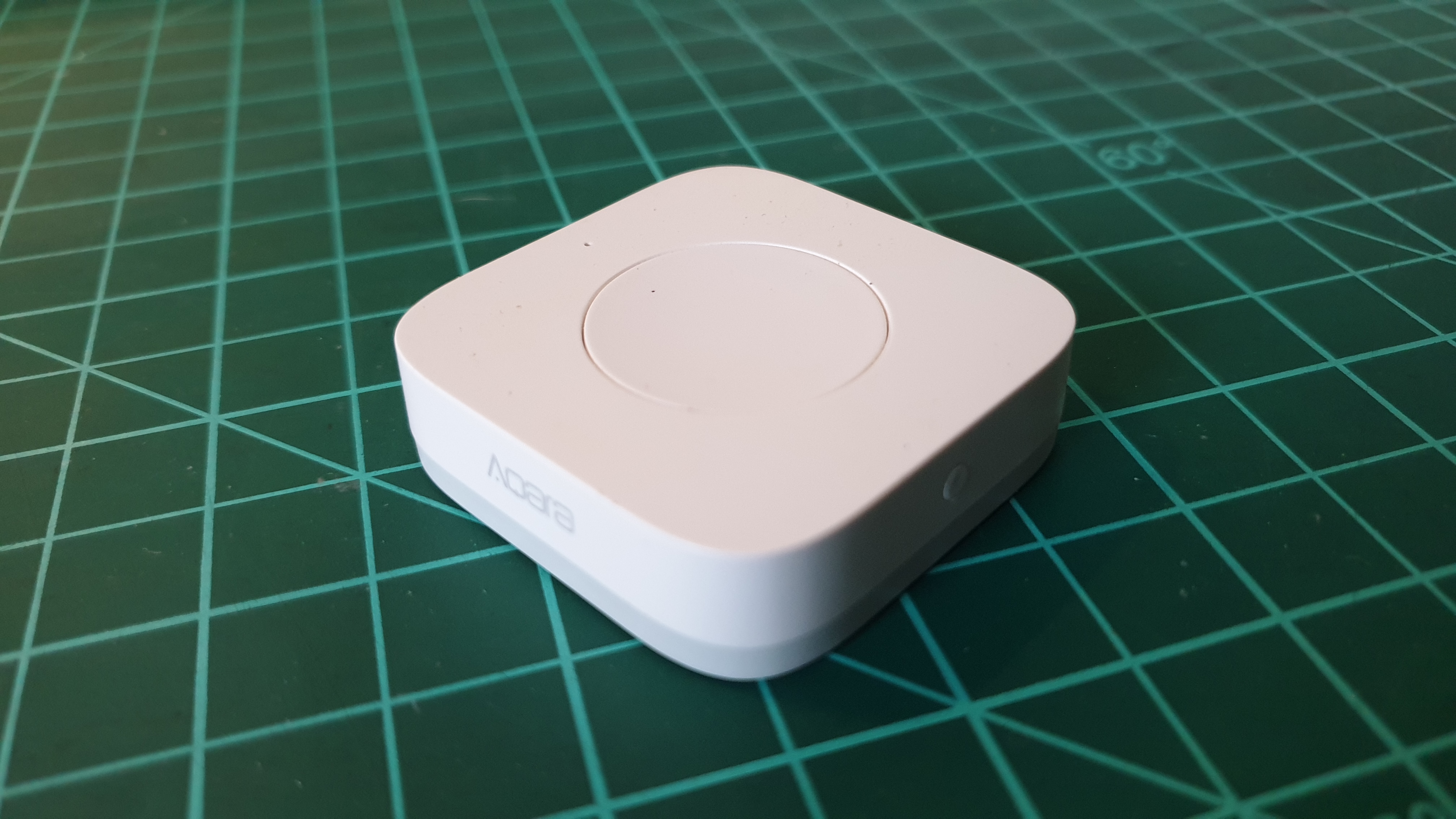 Bouton Xiaomi Aquara utilisé pour disséquer une trame ZigBee